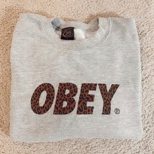 OBEY -LEOPARD PRINT CREW SWEATSHIRT